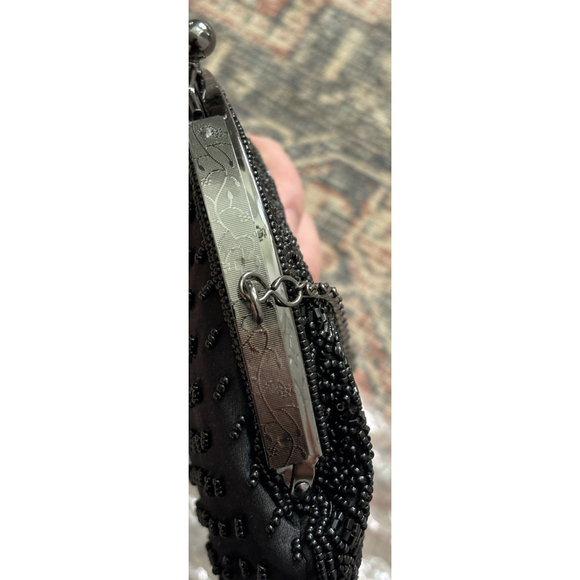 Beautiful Vintage Menbur Classic Handbag Black embroided - Picture 4 of 8